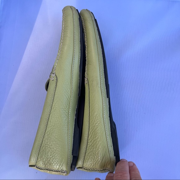 Cole Haan green leather moc toe driving loafer size 9. Casual slip on shoes. - Picture 2 of 10